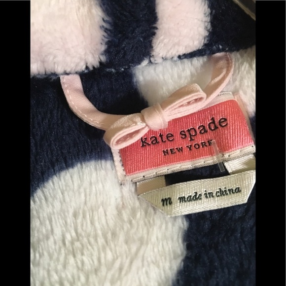 Kate Spade Plush Robe 2A. - Picture 10 of 10